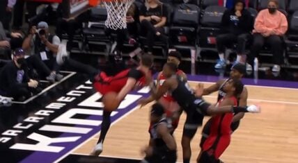 De'Aaron Fox ejected for Flagrant 2 against Garrison Mathews