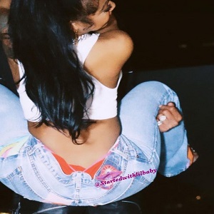 Jayda shares photo of herself on Lil Baby's lap