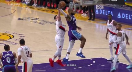 LeBron James throws down monster dunk vs Trail Blazers