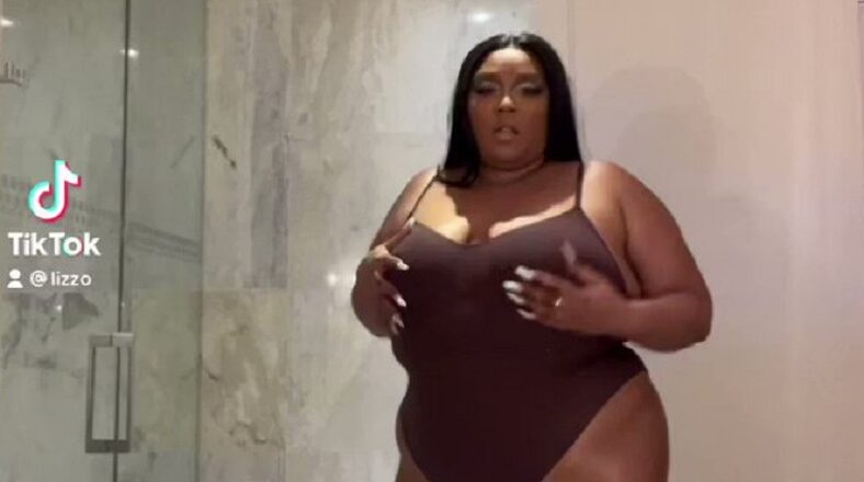 Lizzo gained weight and she brags about it, saying she feels good