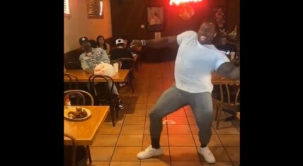Man randomly dances to T-Pain I'm In Luv Wit A Stripper in Waffle House