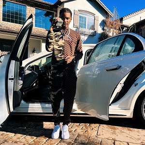 Soulja Boy shoots his shot with Chloe Bailey