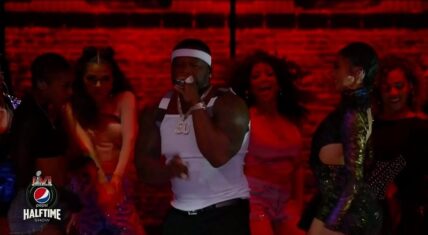 50 Cent gets called fat on Twitter during Super Bowl halftime show