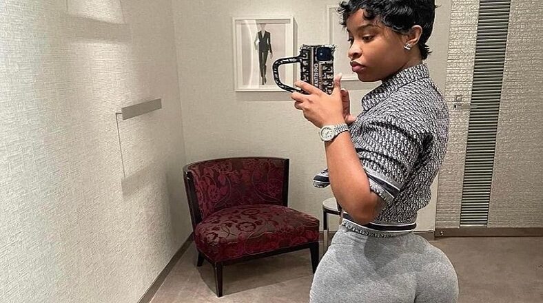 Dej Loaf looks like she's gotten butt enhancements