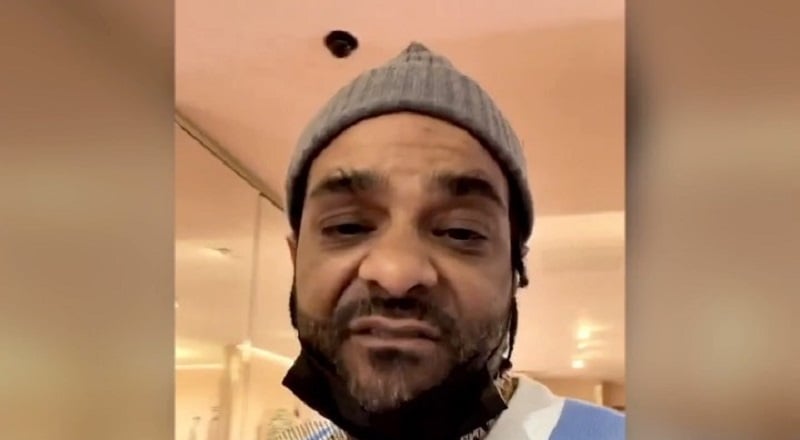 Jim Jones blasts Gucci store for racially profiling him