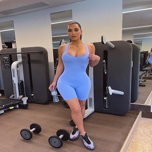Kim Kardashian unfollows Kanye West on Instagram