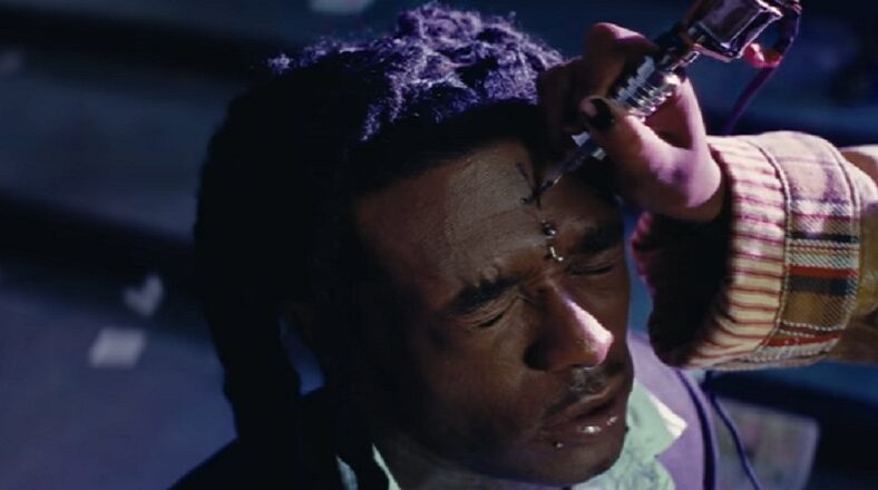 Lil Uzi Vert announces he's bleaching his skin