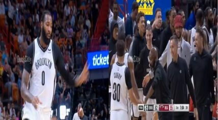 Ben Simmons laughs at Andre Drummond traveling and scoring