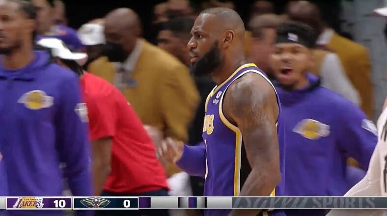 LeBron James scores Lakers first 12 points in 3 minutes