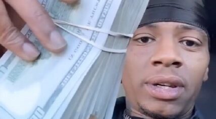 Soulja Boy rants about the bank only letting him withdraw $30K