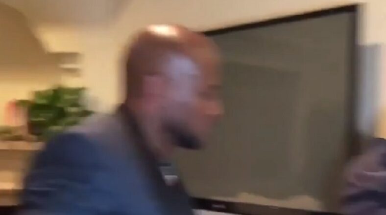 Taye Diggs reenacts Will Smith slapping Chris Rock