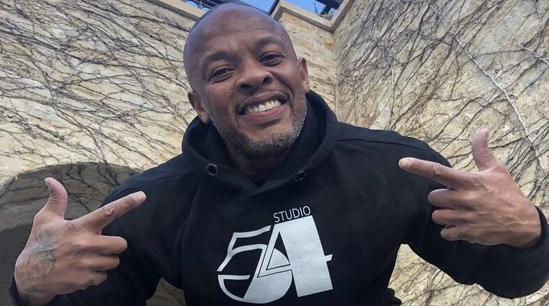 Dr. Dre's lawyer denies that Snoop Dogg owns "The Chronic" album