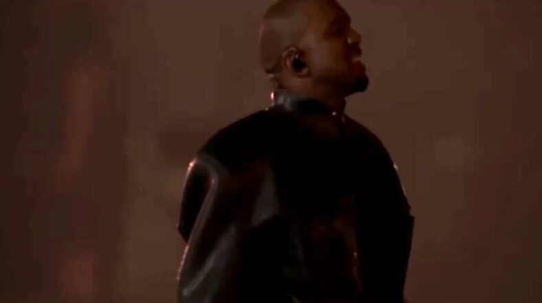 Kanye West fires his divorce attorney
