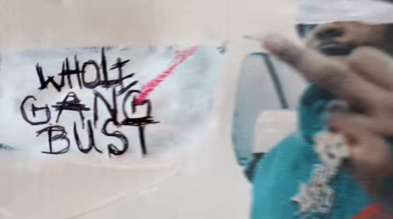 42 Dugg and EST Gee get the whole crew for Whole Gang Buss video