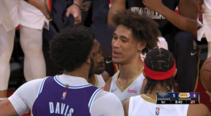 Anthony Davis confronts Jaxson Hayes for bumping LeBron James