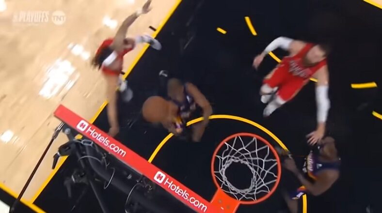 Chris Paul scores 16 straight points to end the Pelicans