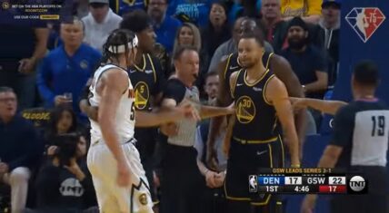 Stephen Curry gets into it with Aaron Gordon for elbowing Draymond