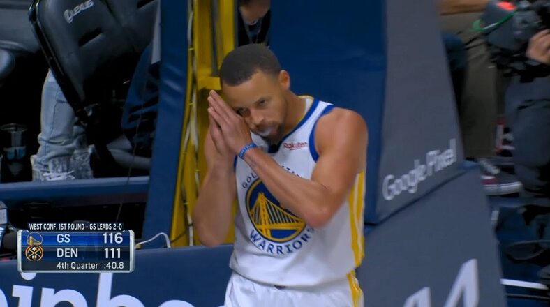 Stephen Curry gives Nikola Jokic the go to sleep taunt after clutch layup