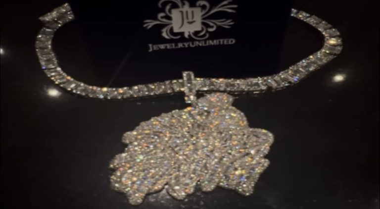 Moneybagg Yo gives Ja Morant iced out Bread Gang chain
