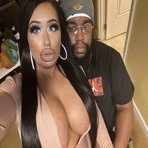 Anita Baker son is dating adult film star Brandi Bae