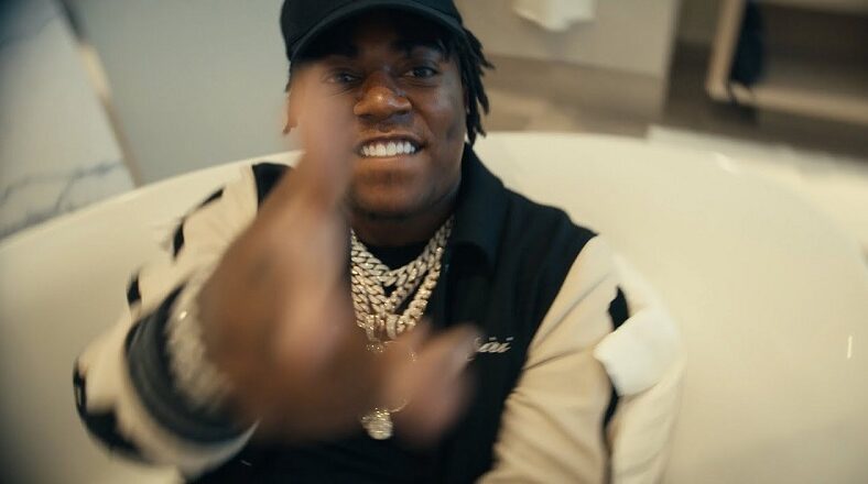Fredo Bang takes on Chicago in Dead Man video