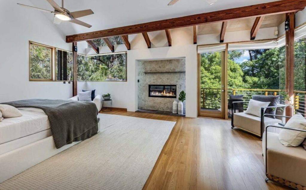 Michael B. Jordan gets buyer for $7 million LA home