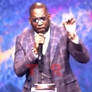 Jamal Bryant rips Kevin Samuels' funeral GoFundMe in sermon