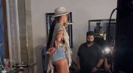 Keri Hilson is performing shows at Hard Rock Cafe for $2500
