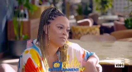 Shaunie meets with Brandi and they discuss Malaysia