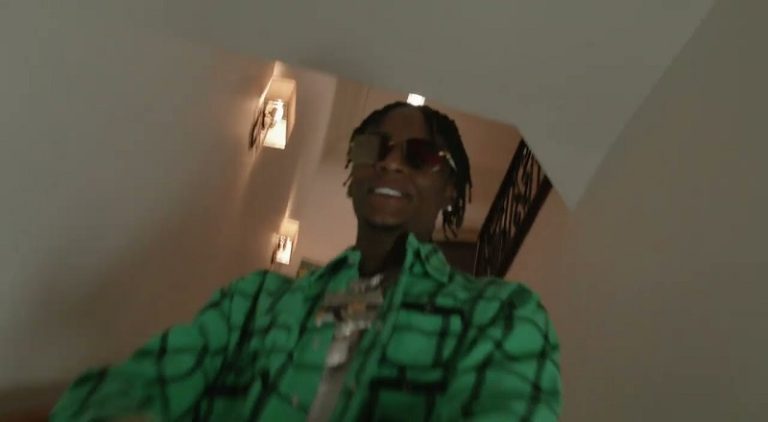 Soulja Boy shows off cash and says he did it first in Whip It Up video