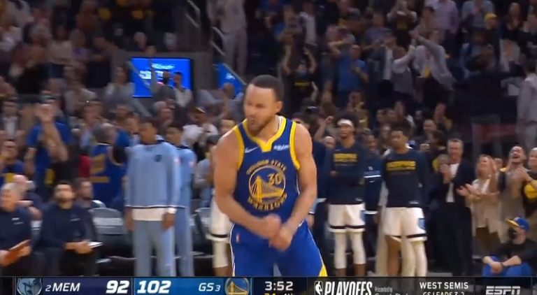 Stephen Curry and Klay Thompson hit dagger threes to end the Grizzlies