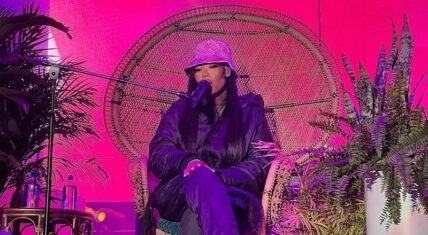 Summer Walker threw London On Da Track's Mother's Day flowers in trash