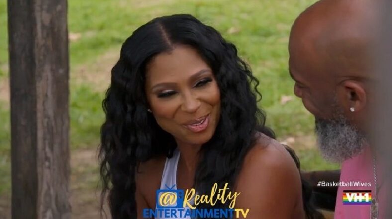 Jennifer Williams kisses Jelani on their second date
