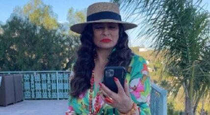 Mama Tina dances to Beyonce's new single Break My Soul