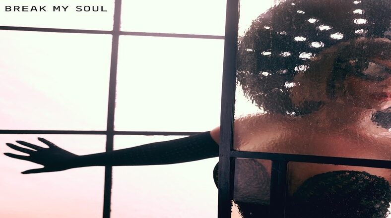 Beyoncé's "Break My Soul" debuts at number 15 on Billboard Hot 100