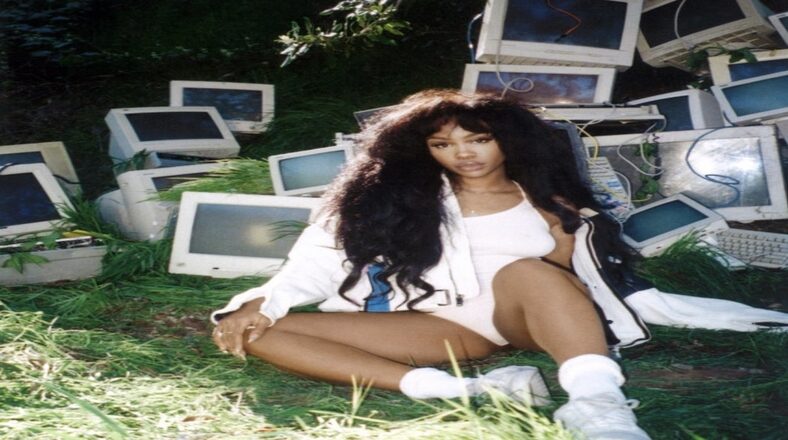 SZA releases "Ctrl" deluxe edition on five-year anniversary