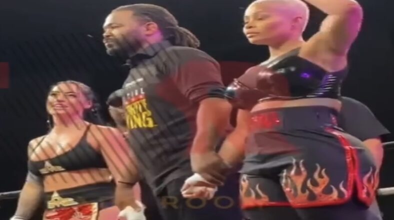 Blac Chyna and Alysia Magen fight to a draw in celebrity boxing match