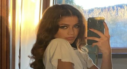 Zendaya denies pregnancy rumors spread on Twitter