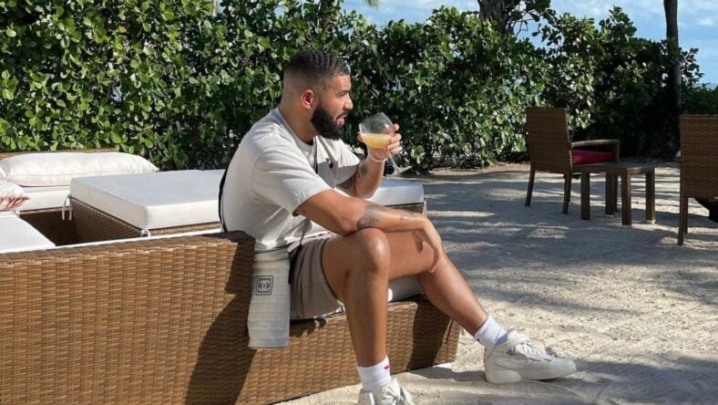 Drake's "Jimmy Cooks" with 21 Savage goes gold