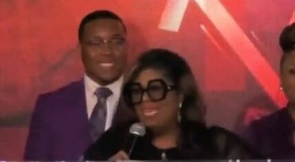 Kim Burrell issues apology for calling people at church ugly