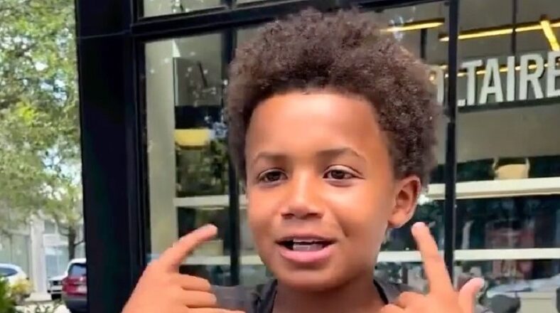 DaBaby gives a kid $200 after he raps for him