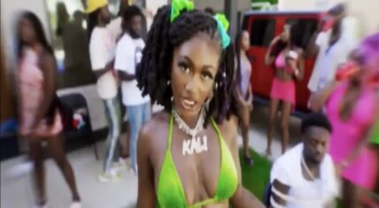 Kali releases "Wet" single