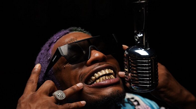 Live300it returns with video for his anthem Woah Woah Woah