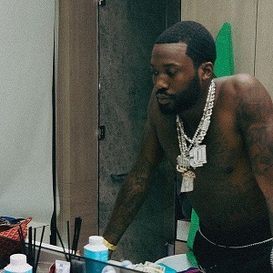 Meek Mill calls out industry people after leaving Roc Nation