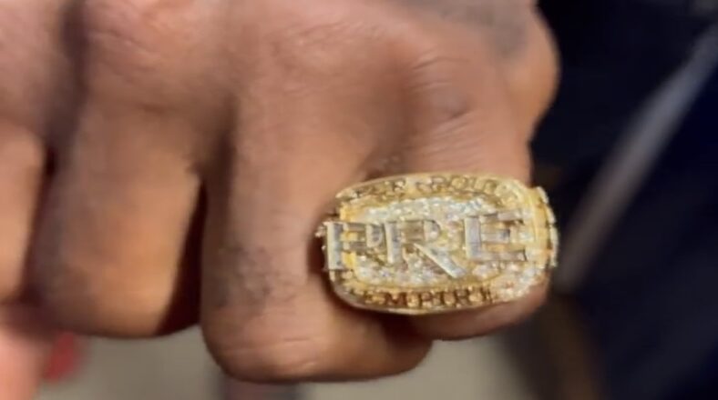 Key Glock gives Deion Sanders Paper Route Empire ring