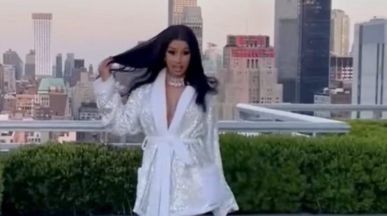 Cardi B says people need to apologize to PnB Rock's girlfriend