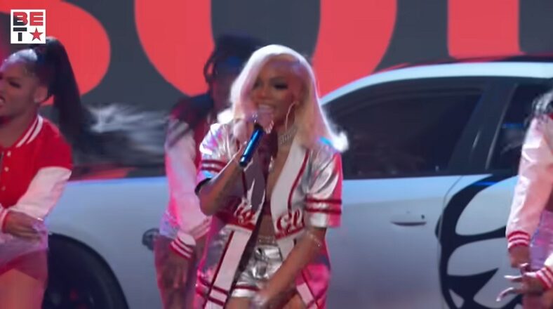 GloRilla trends as fans learn her name is Gloria Hallelujah