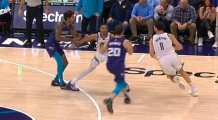Jordan Poole injured his ankle during Warriors - Hornets game