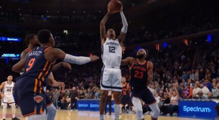Ja Morant puts back his own miss for game winner vs Knicks