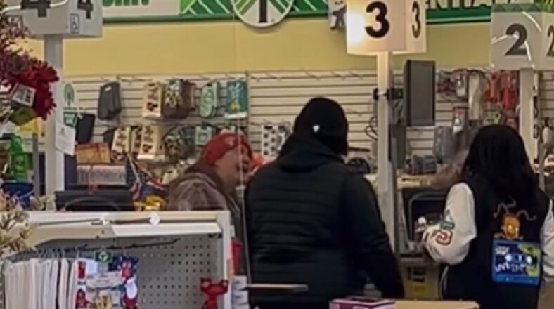 White woman attacks Black couple in Dollar Tree